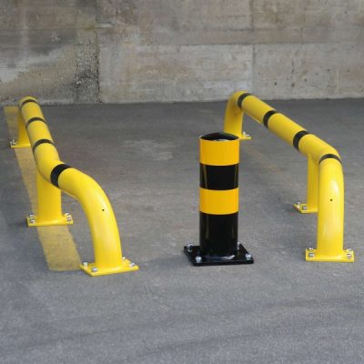 BLACK BULL HGV Parking Aid Bollard - Steel - Hot dip Galvanised and Powder Coated White with Red Reflective Bands - Surface Fixing - Image 5