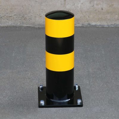 BLACK BULL HGV Parking Aid Bollard - Steel - Hot dip Galvanised and Powder Coated Black with Yellow Reflective Bands - Surface Fixing